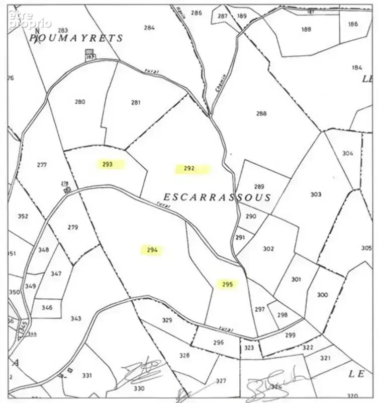 Domaine forestier de 4,3 hectares - Bois de châtaigniers et chênes à Saint-Victor-et-Melvieu - photo 3