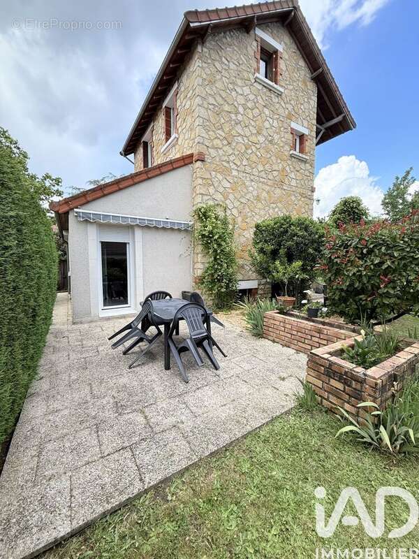 Photo 5 - Maison à SAINT-AMAND-MONTROND