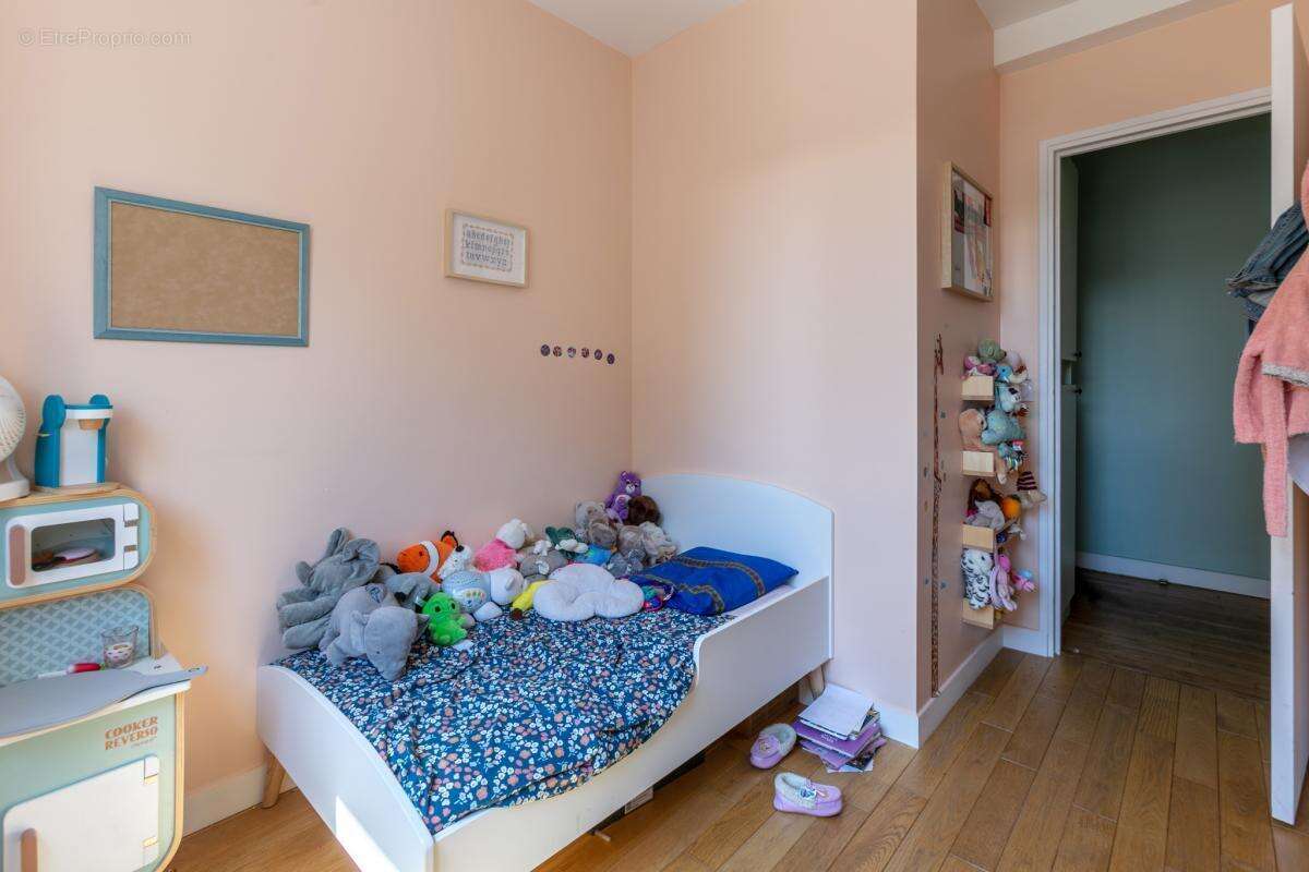 Appartement à ASNIERES-SUR-SEINE