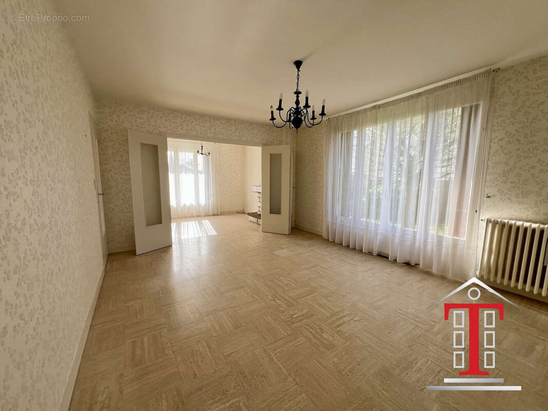 Maison à SCEAUX-D'ANJOU