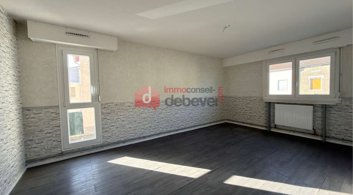 Appartement à SAINT-MAX