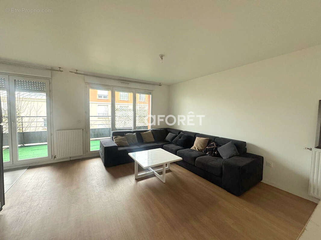 Appartement à PIERREFITTE-SUR-SEINE
