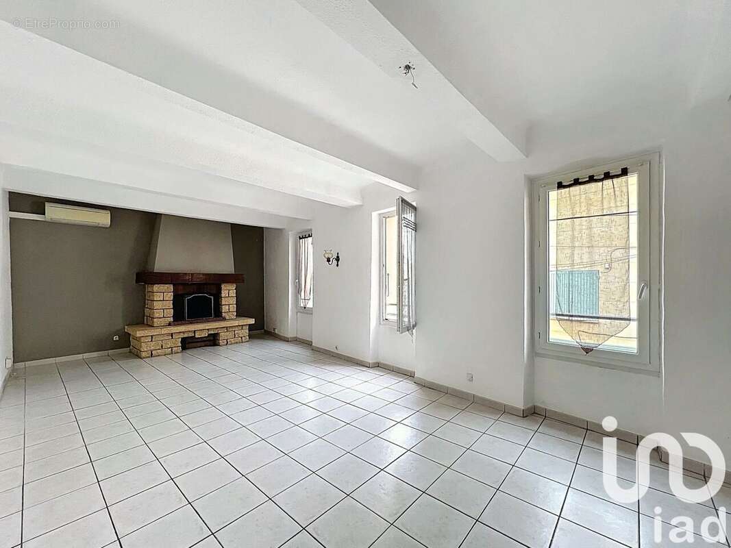 Photo 2 - Maison à CORBIERES