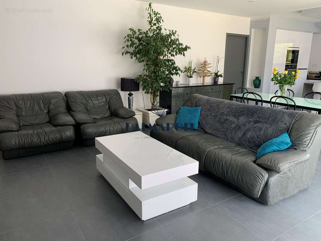 Maison 110 m² à Pia  - photo 8