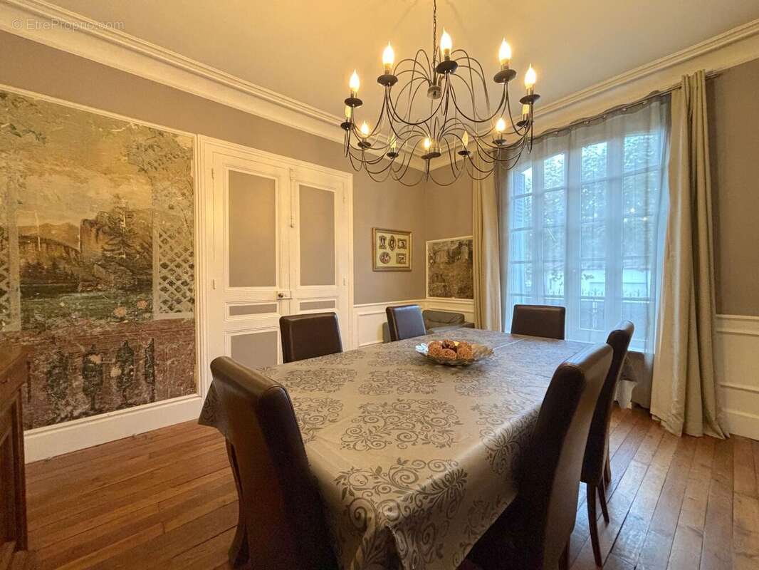 Maison à CORBEIL-ESSONNES