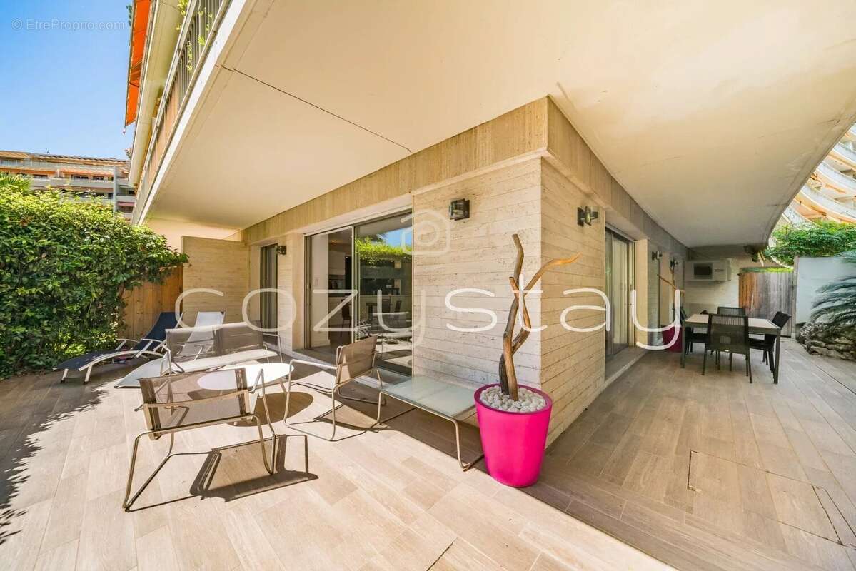 Appartement à CANNES