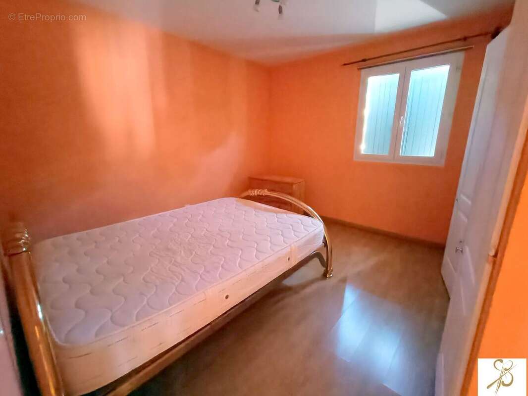 Maison 78 m² à Salernes  - photo 7