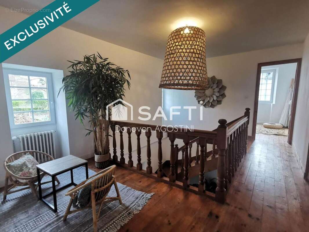 Maison 215 m² à Palluau  - photo 5
