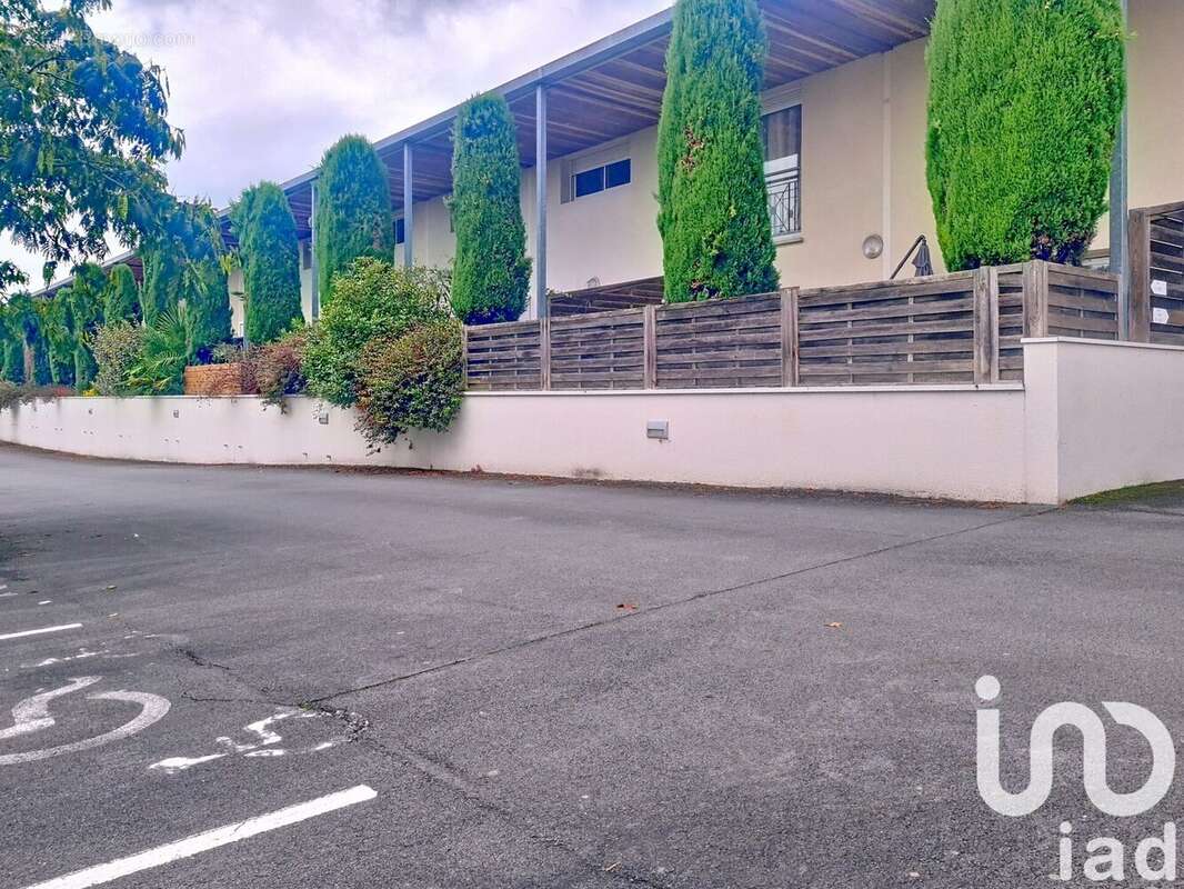 Photo 2 - Appartement à SAINTES