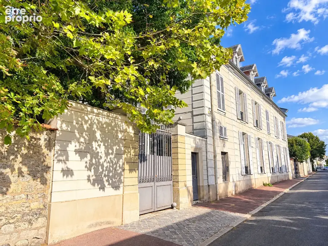 Appartement Saint Germain En Laye 4 pièces Secteur Noailles - photo 2