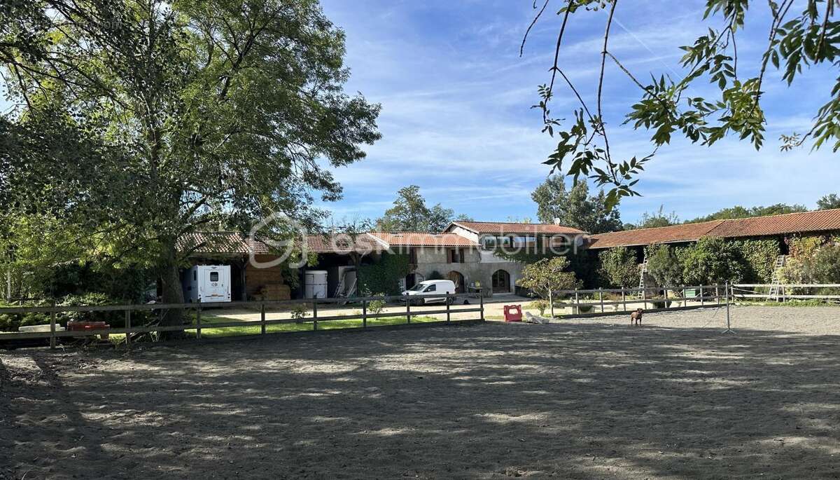 Propriete equestre de 14 hectares - photo 18