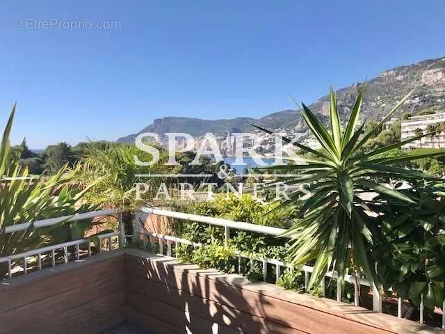 Appartement à ROQUEBRUNE-CAP-MARTIN