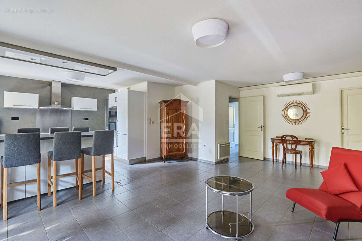 Appartement 80m² à Les Milles - photo 4