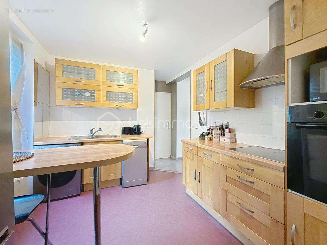 Appartement à MERY-SUR-OISE