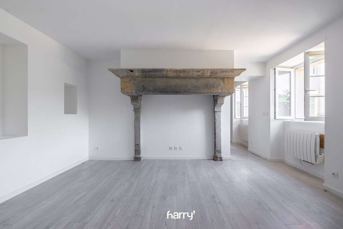 Appartement 84 m² à Geneuille  - photo 5