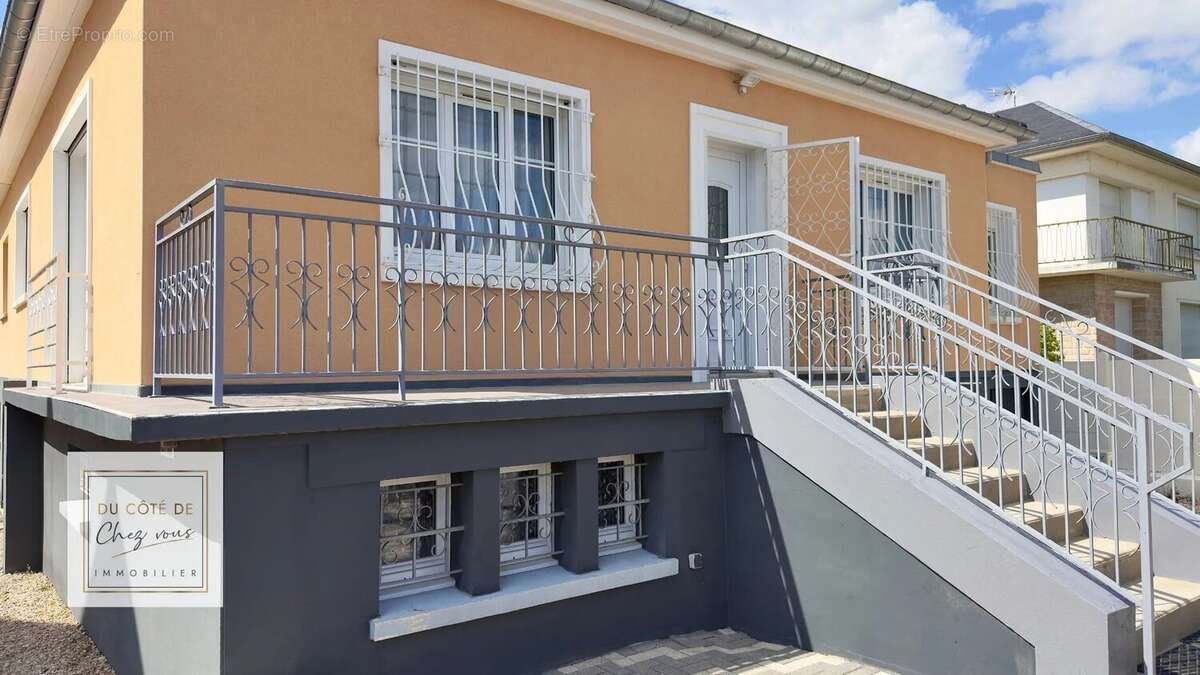 Maison à ROMILLY-SUR-SEINE