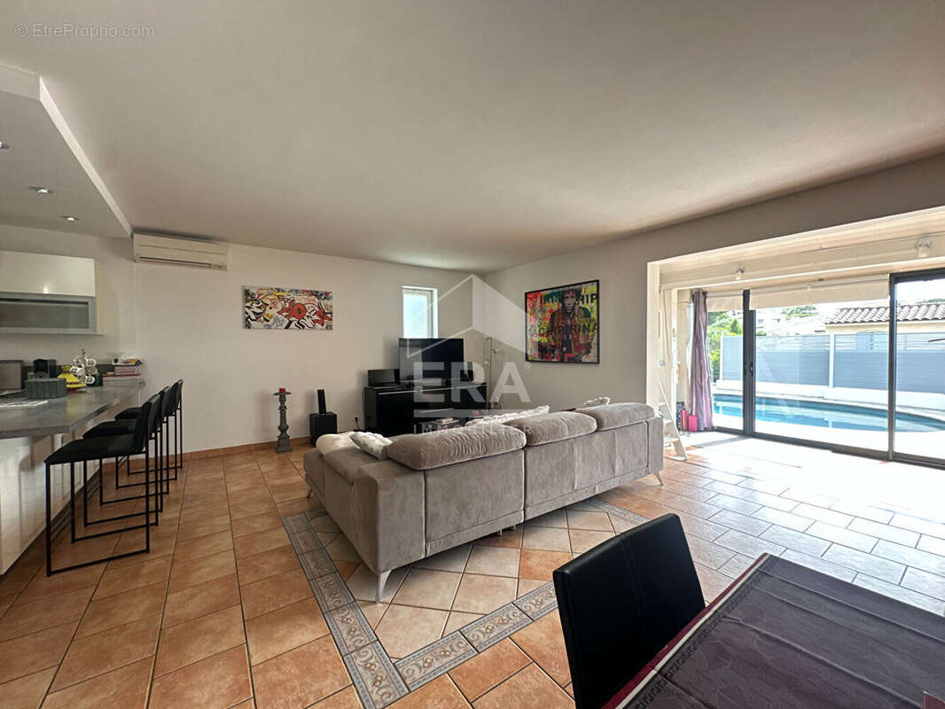 Maison à CAGNES-SUR-MER