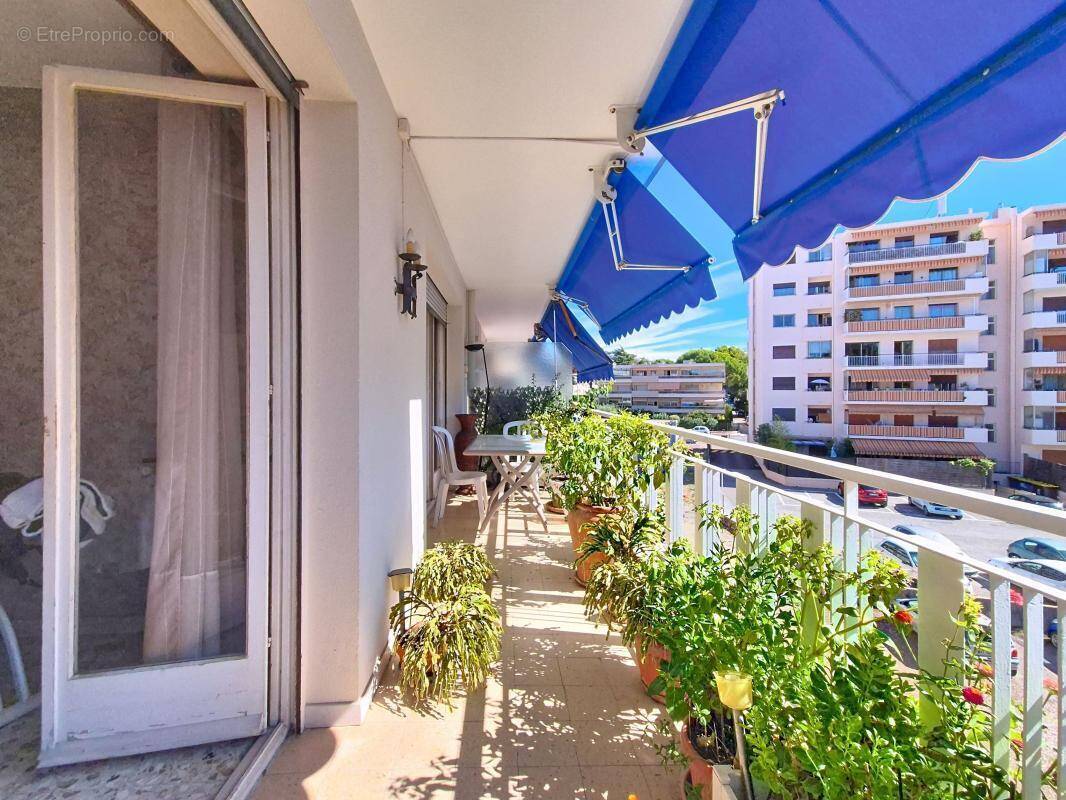 Appartement à LE CANNET