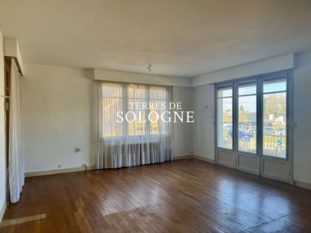 Maison à LAMOTTE-BEUVRON