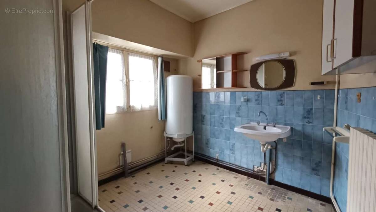 Maison à NEUVILLE-DE-POITOU