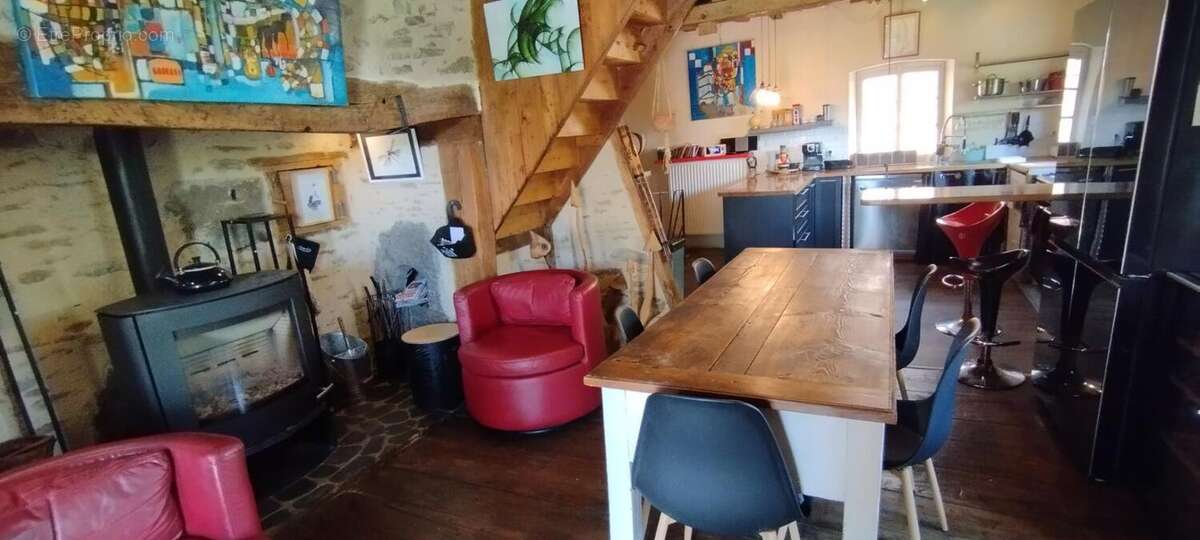 Maison à FRAYSSINHES