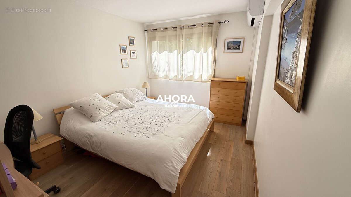 Appartement à MARSEILLE-9E