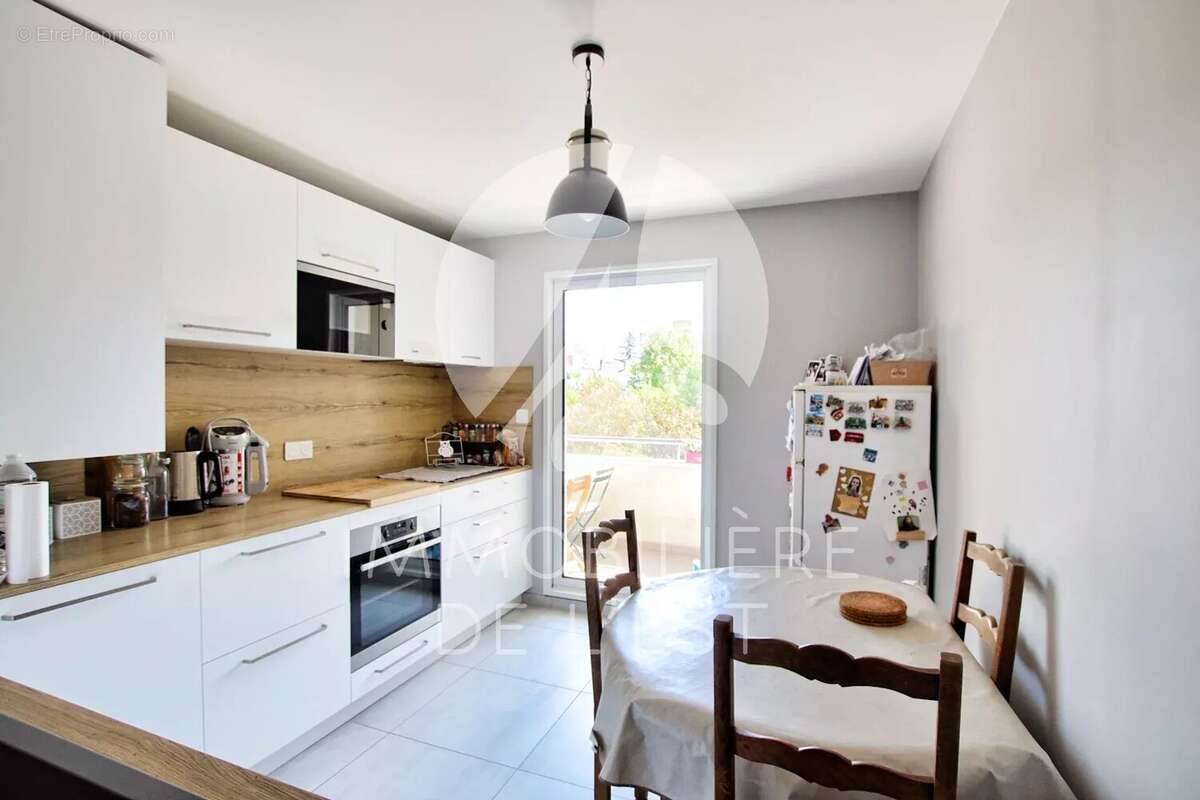 Appartement à LYON-8E