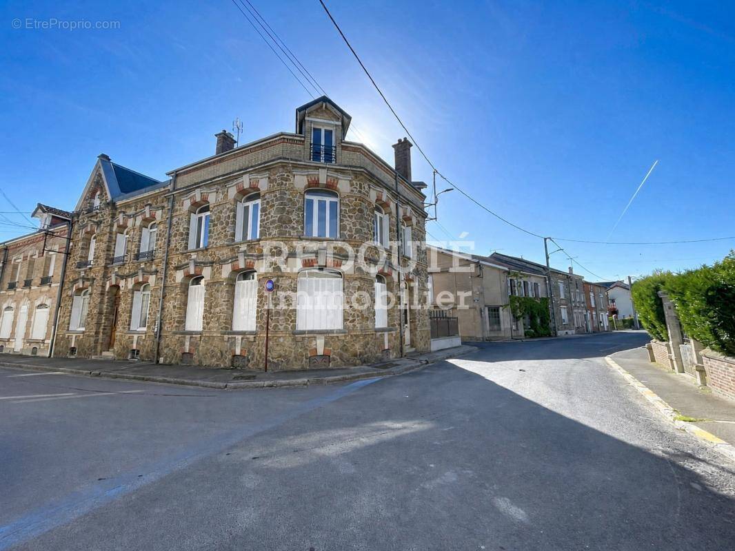 Maison à SUIPPES