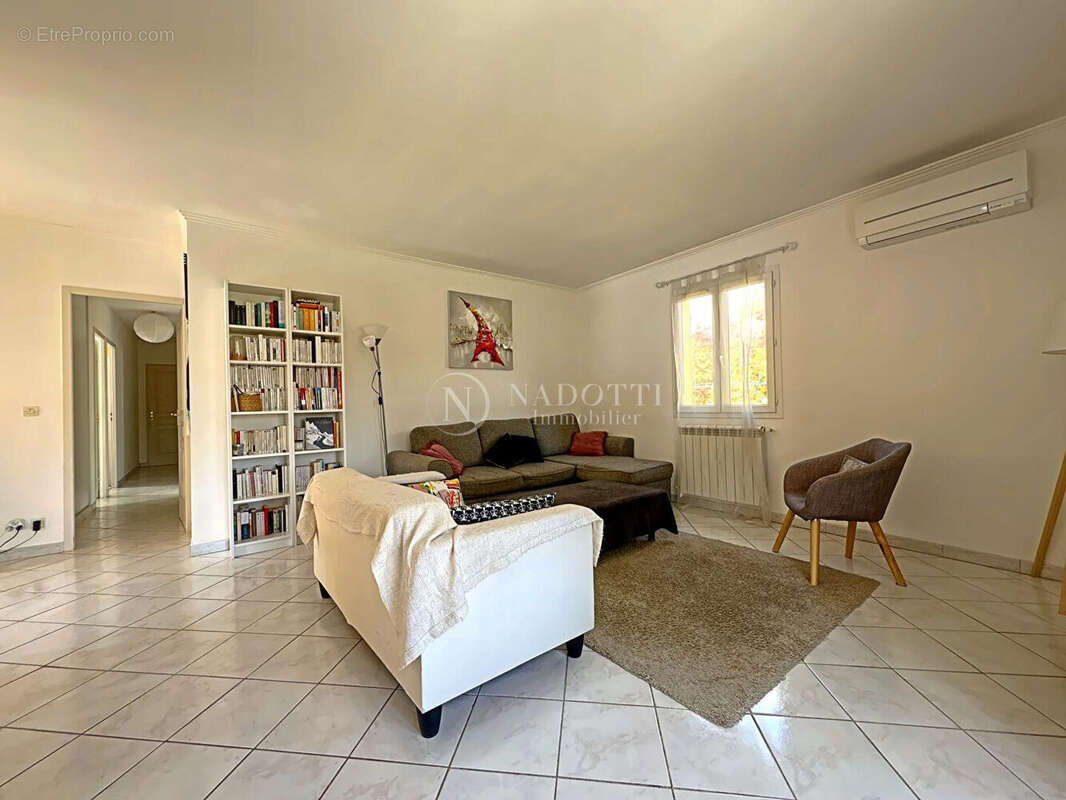 Maison à MERINDOL