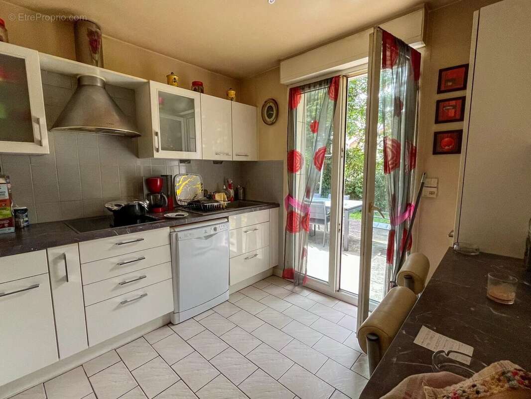 Appartement à LE RAINCY