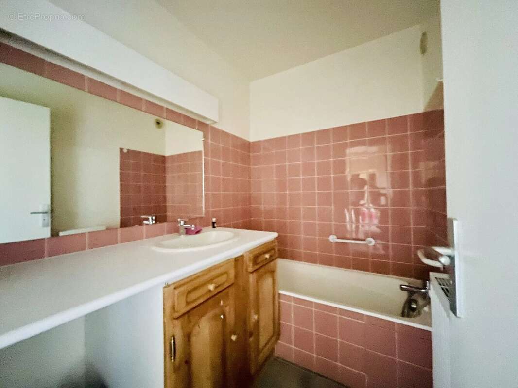 Appartement à NYONS