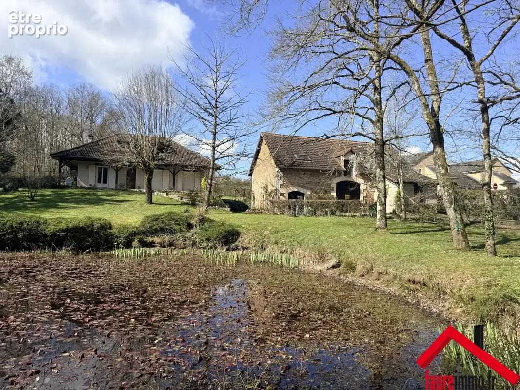 Maison à LARCHE