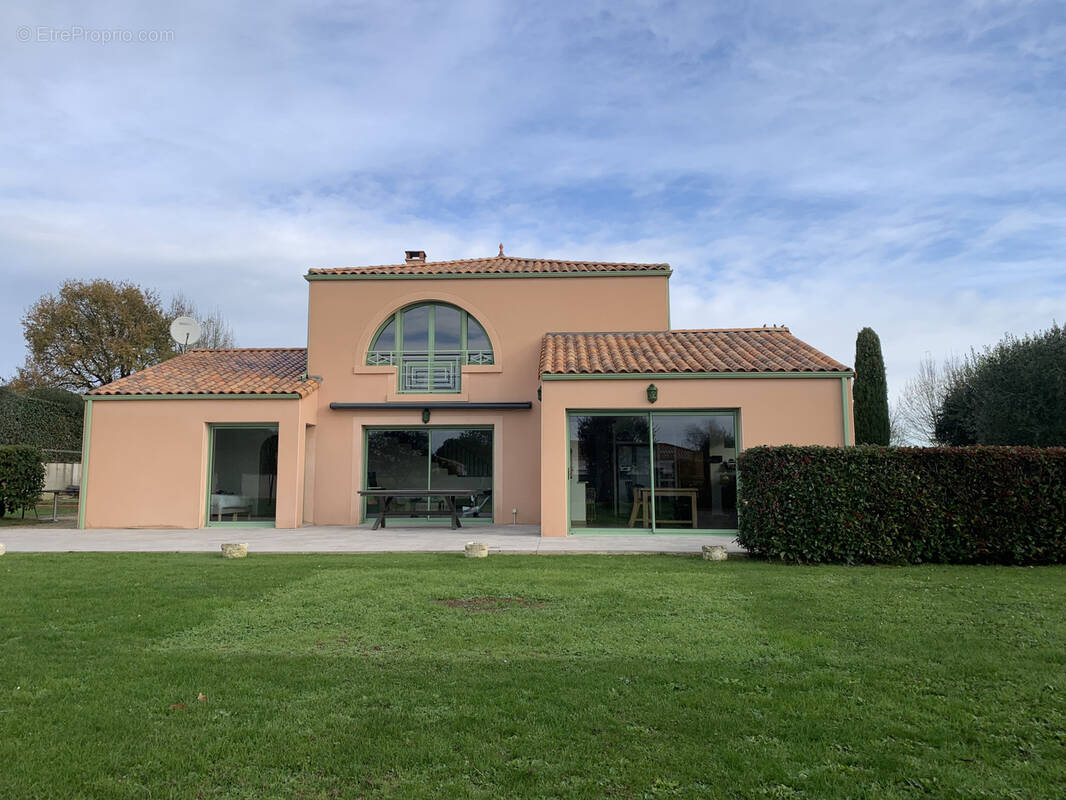 Maison à SAINT-PROUANT