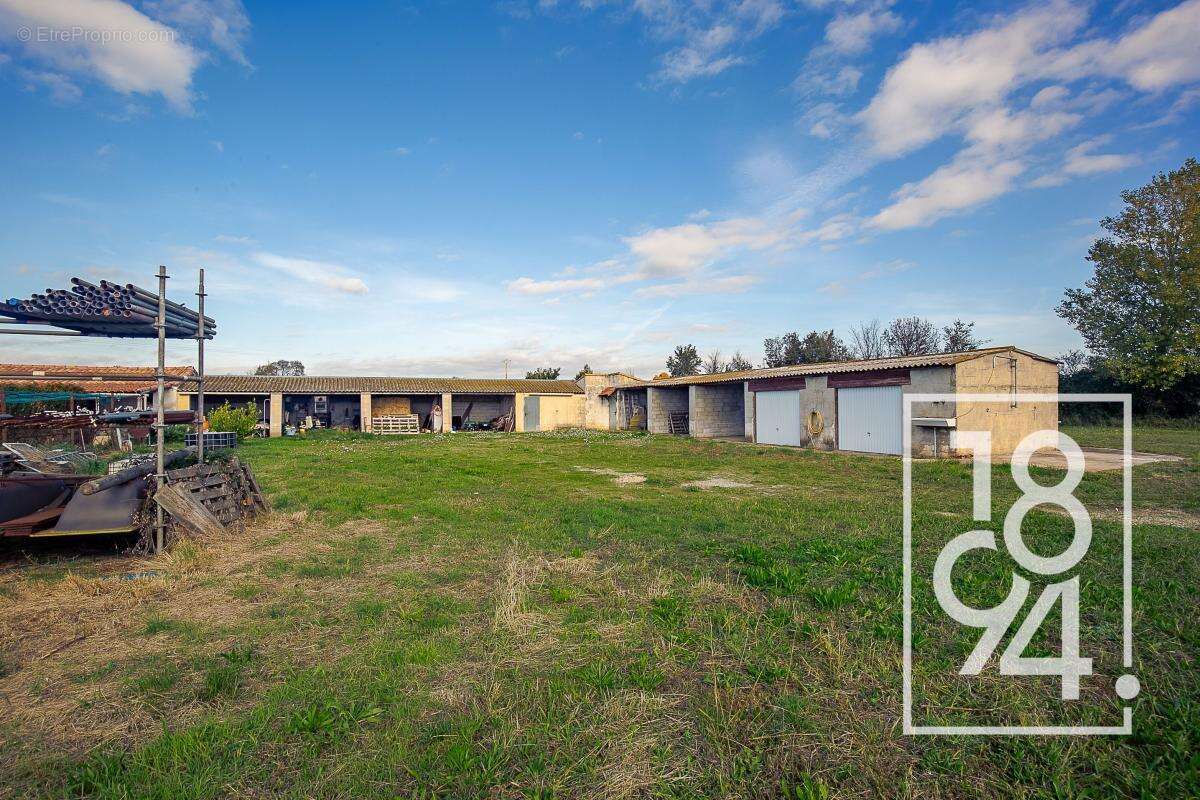 Maison à SAINT-MARTIN-DE-CRAU