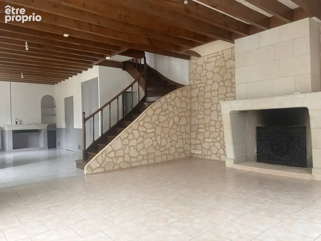 Maison 5 pièces 123 m² à vendre à Les Ulmes (49700) - photo 3