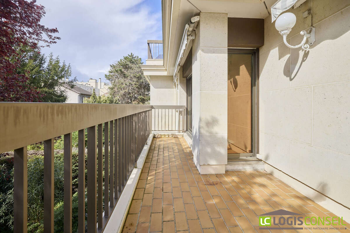 Appartement à BOURG-LA-REINE