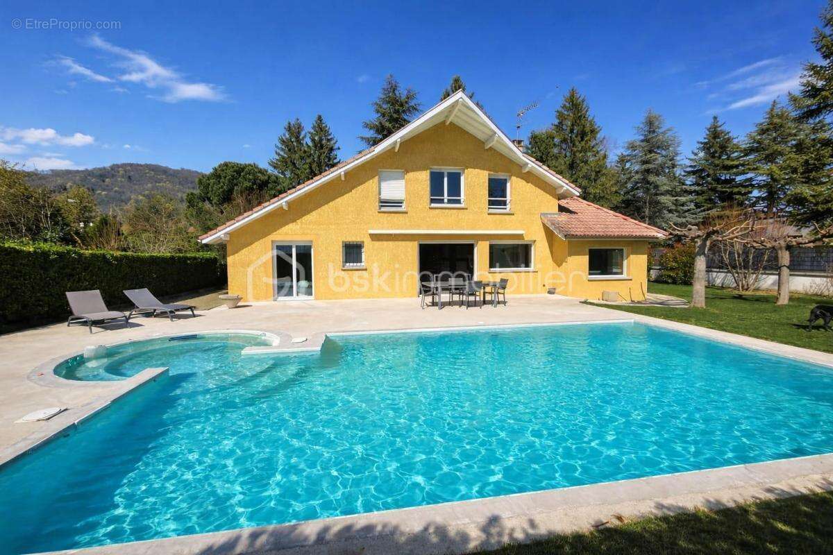 Maison à APPRIEU