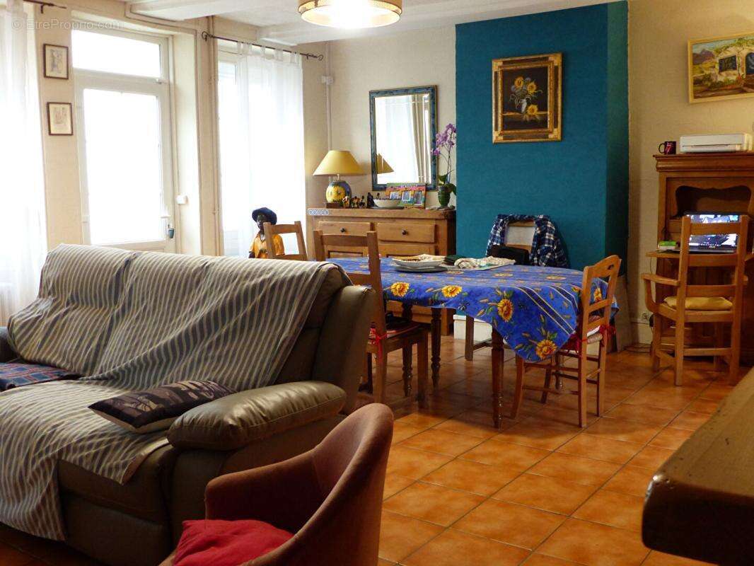 Maison à CHATEAU-RENARD