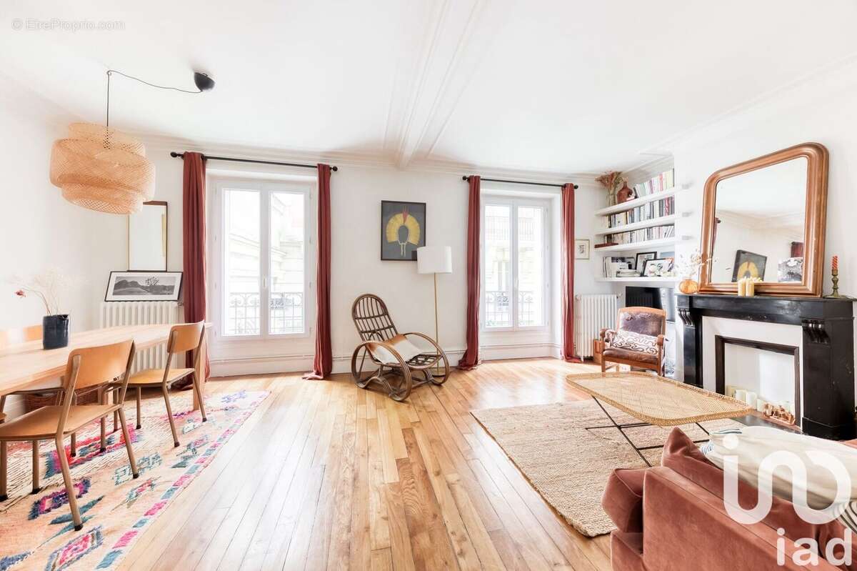 Photo 2 - Appartement à PARIS-18E