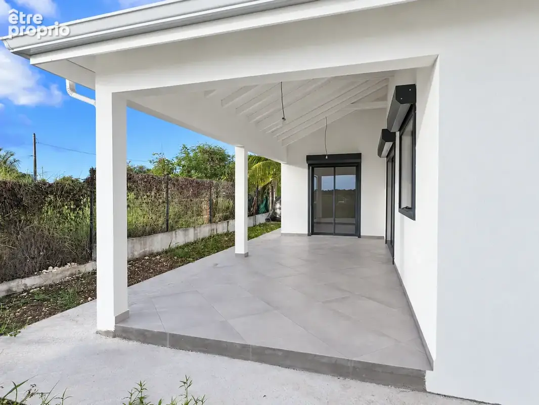 Villa contemporaine de plain-pied avec terrain piscinable - photo 6