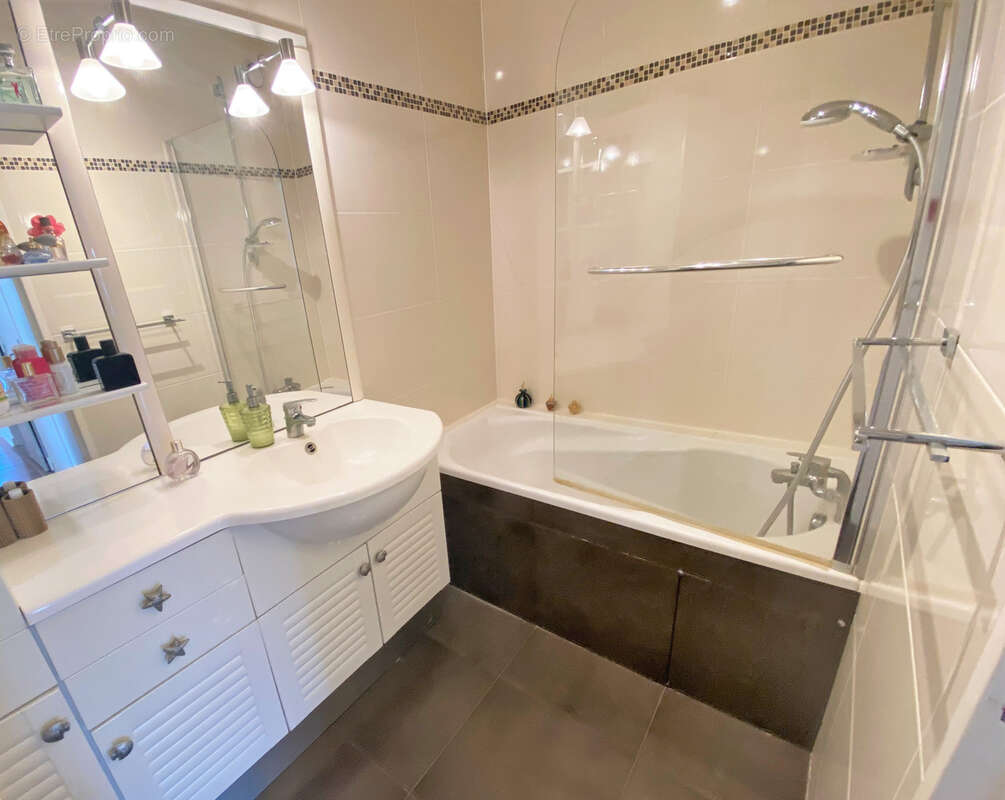 Appartement à JOUY-EN-JOSAS