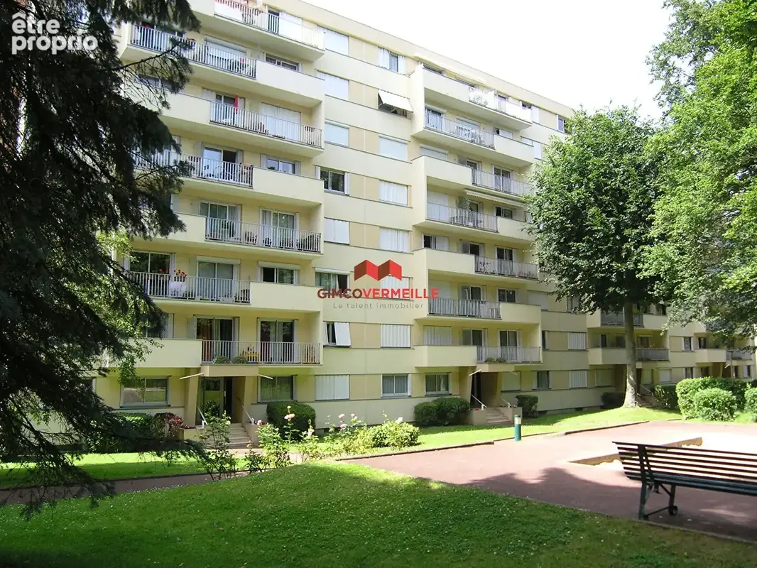 Appartement 3 pièces 62 m² à vendre à Poissy (78300) - photo 2
