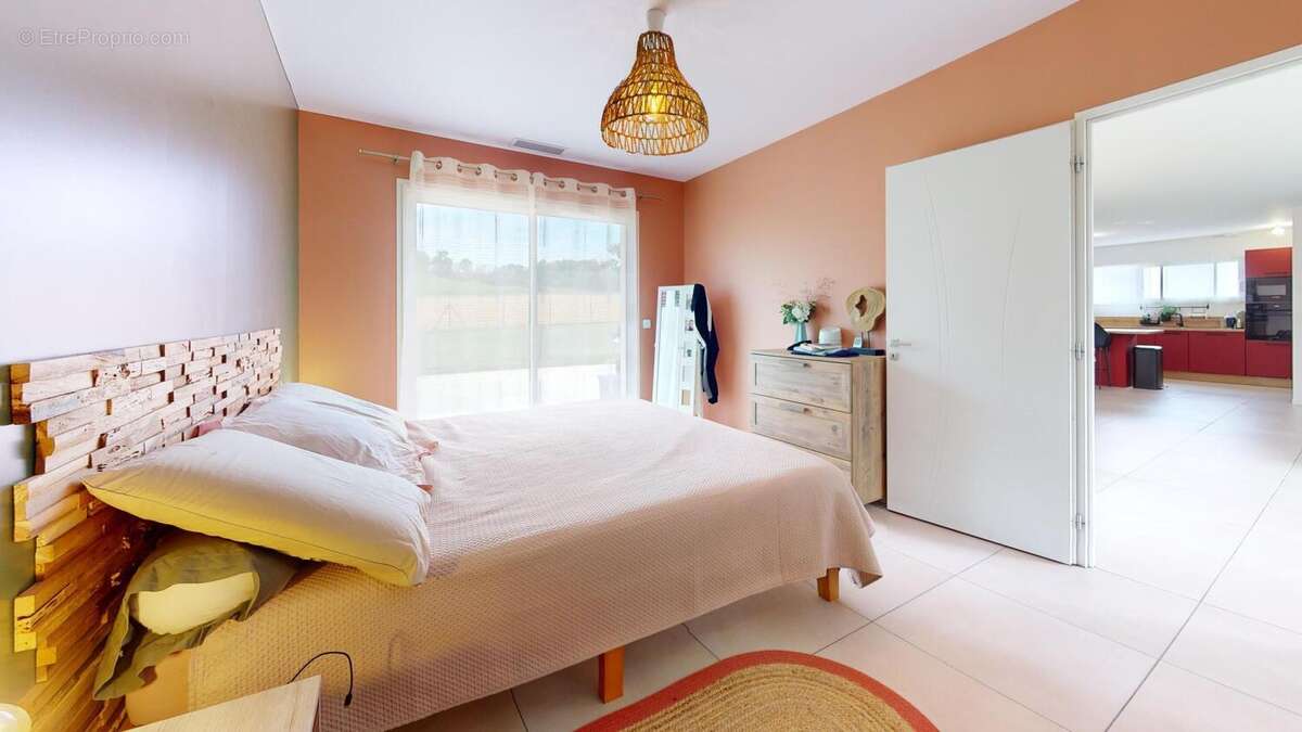 Photo 5 - Maison à BRANNE