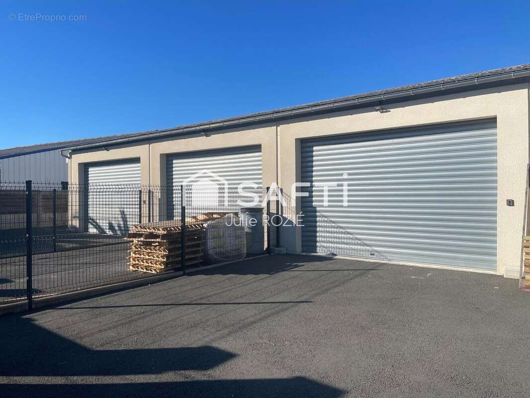 Photo 2 - Commerce à MACAU