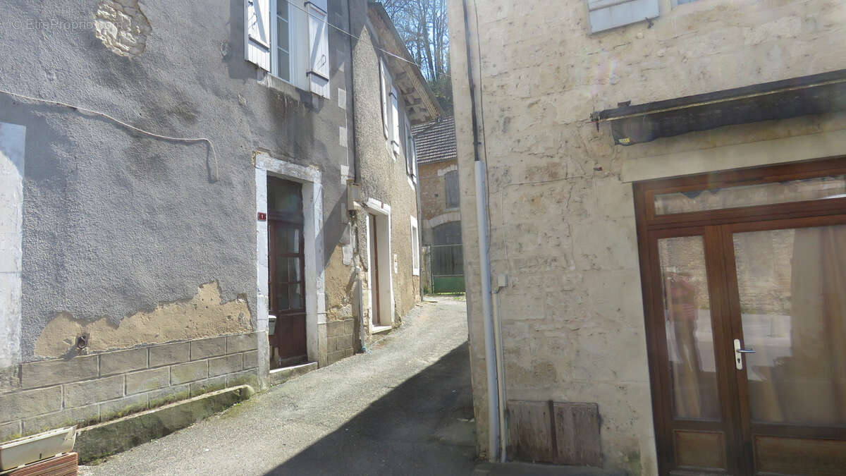 Maison à TOURTOIRAC