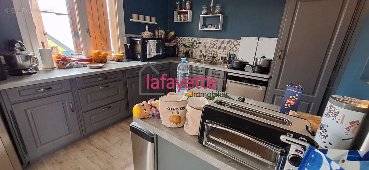 Maison à MOUTIERS-AU-PERCHE