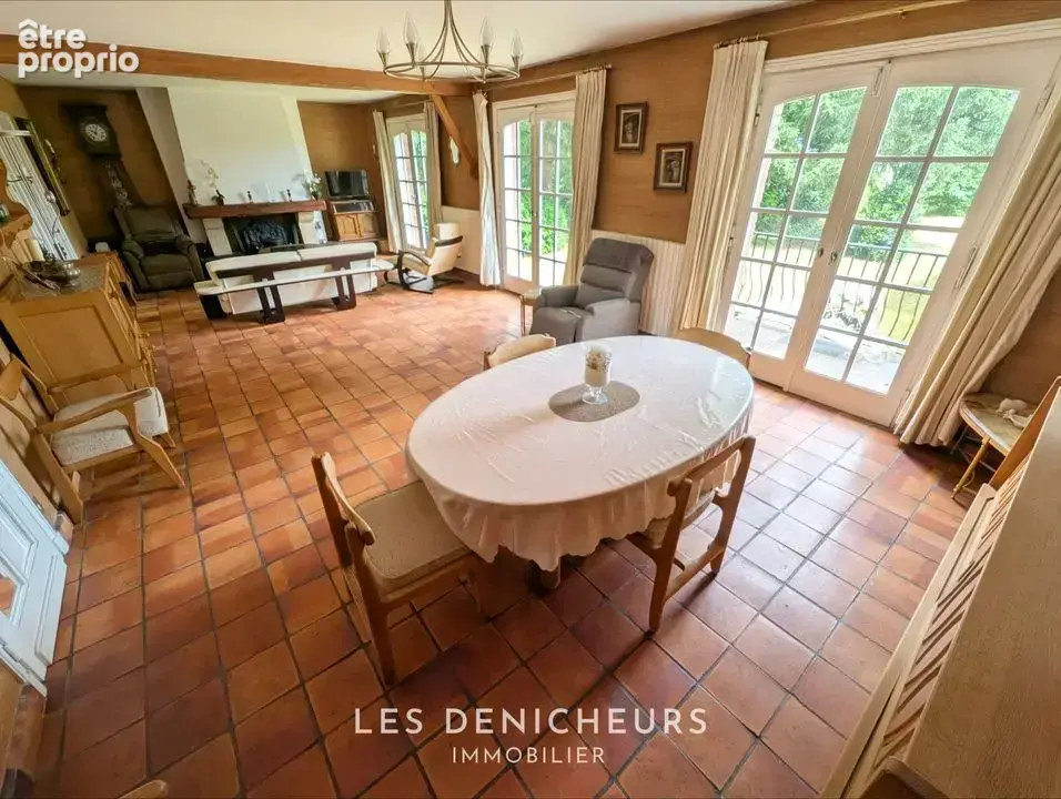 Maison 5 pièces 122 m² à vendre à Villeneuve-D'ascq (59650) - photo 2