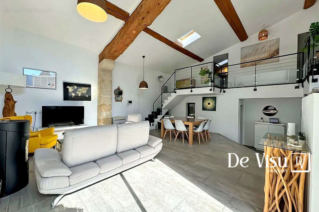 Maison à SAINT-JEAN-DE-VEDAS