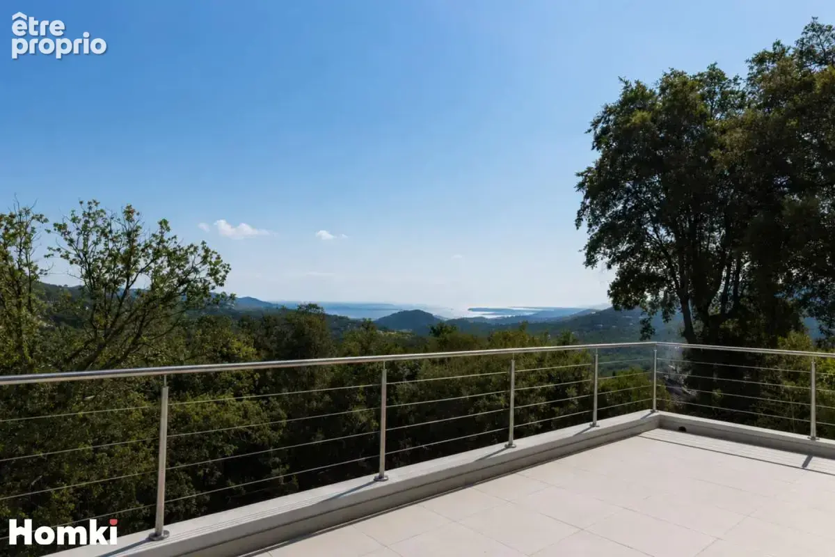 Maison/Villa T4 de 124 m² à Les Adrets-de-l'Estérel 83600 - photo 1