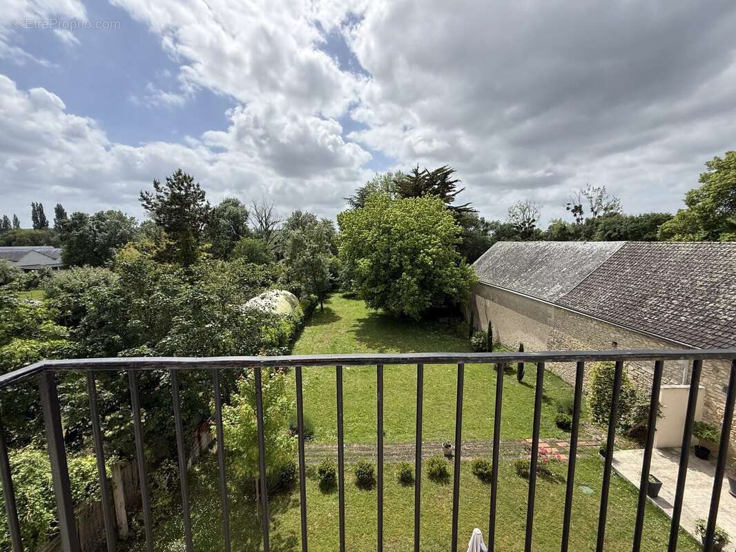 Maison à AZAY-LE-RIDEAU